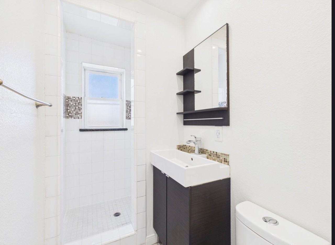 3960 1st Avenue - Photo 6 of 9