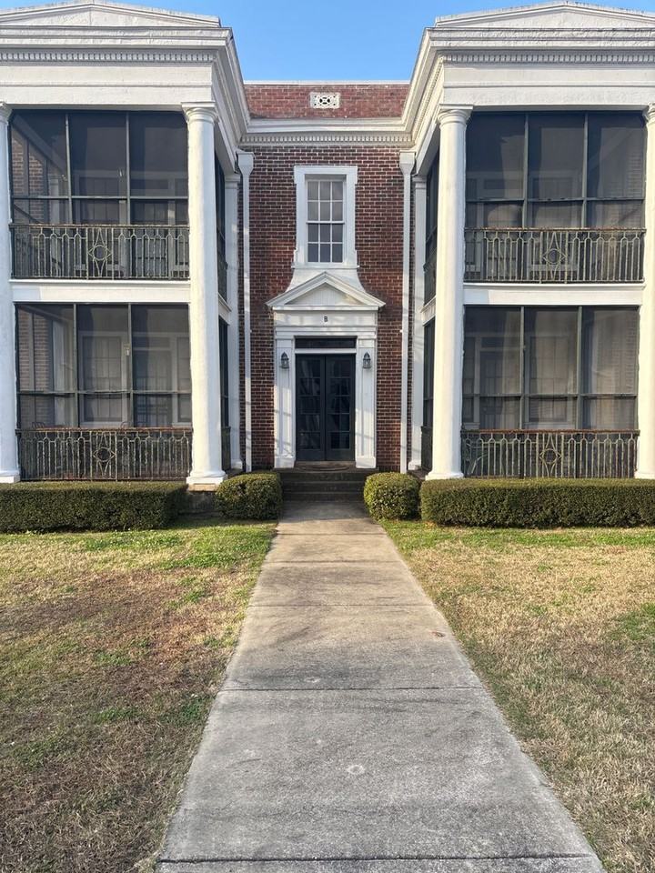 1813 S Hull St - Photo 4 of 21