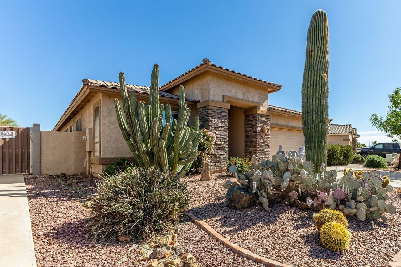 202 E Rock Wren Dr - Photo 6 of 33