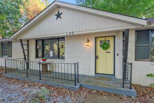 102 Preston Dr - Photo 1 of 1