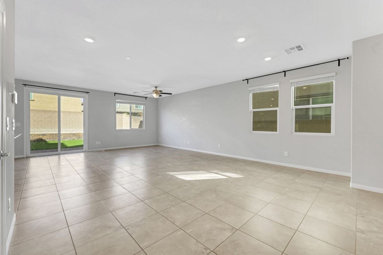 4508 Meteora Ledge Ave - Photo 5 of 20