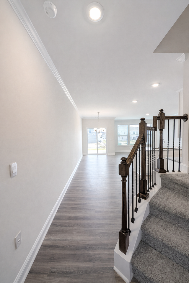 377 Creekview Rd - Photo 6 of 16