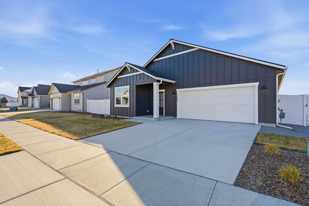 5338 E Dorado Ave - Photo 3 of 33