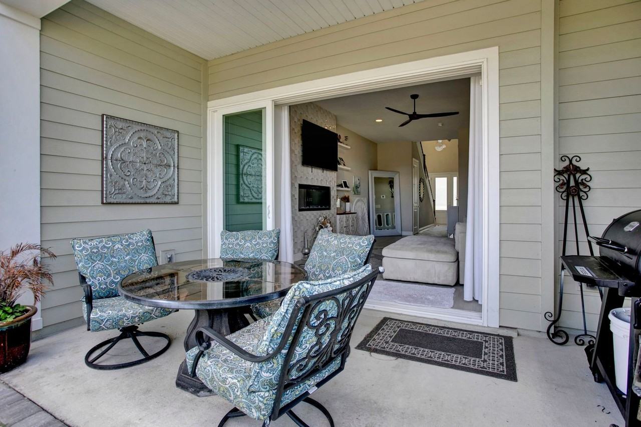 332 Rum Runner Way - Photo 3 of 39