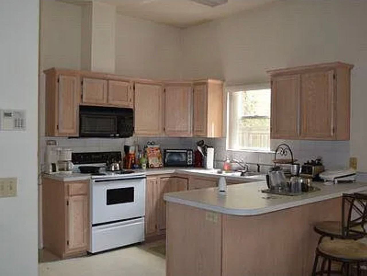 119 Sw 25th St - Photo 3 of 4