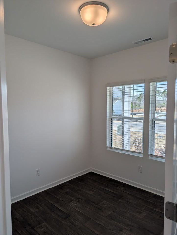 450 Babbling Brook Ln - Photo 3 of 18