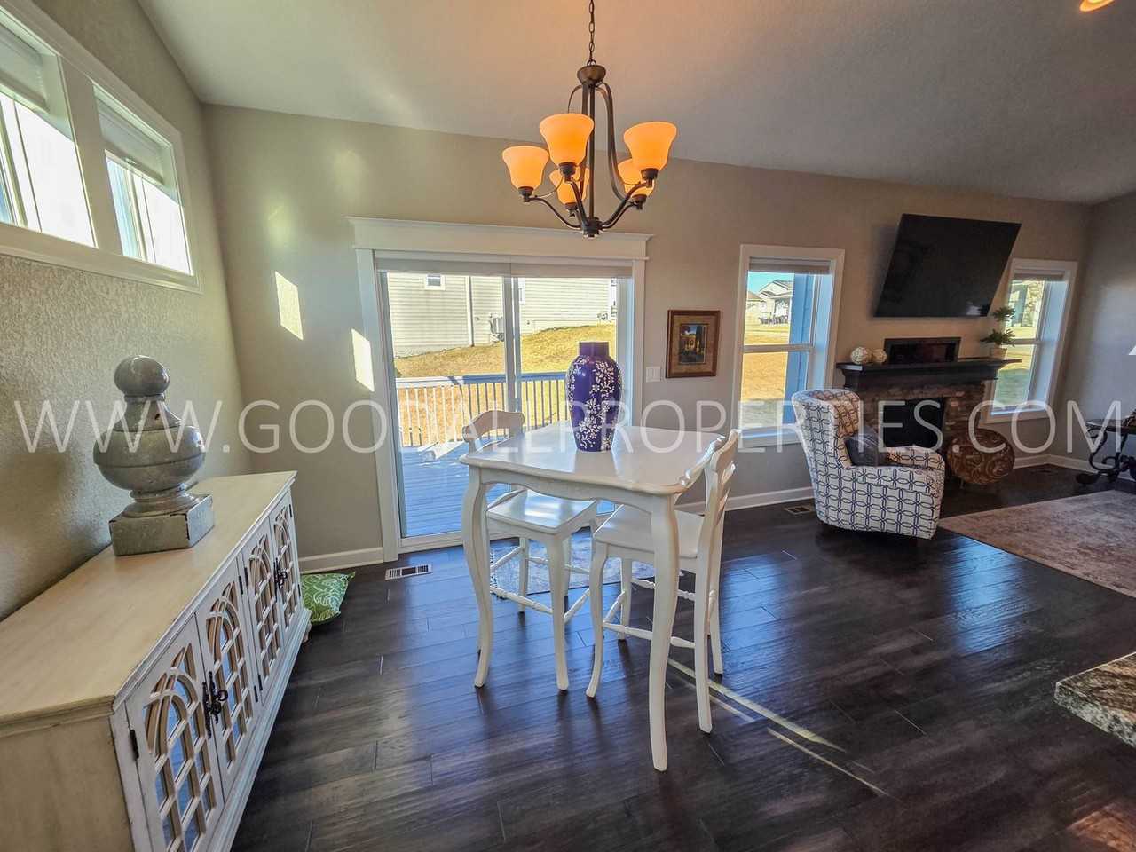 412 Timberview Dr - Photo 5 of 22