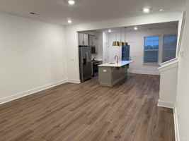 featured image of 514 W Norvell Ct