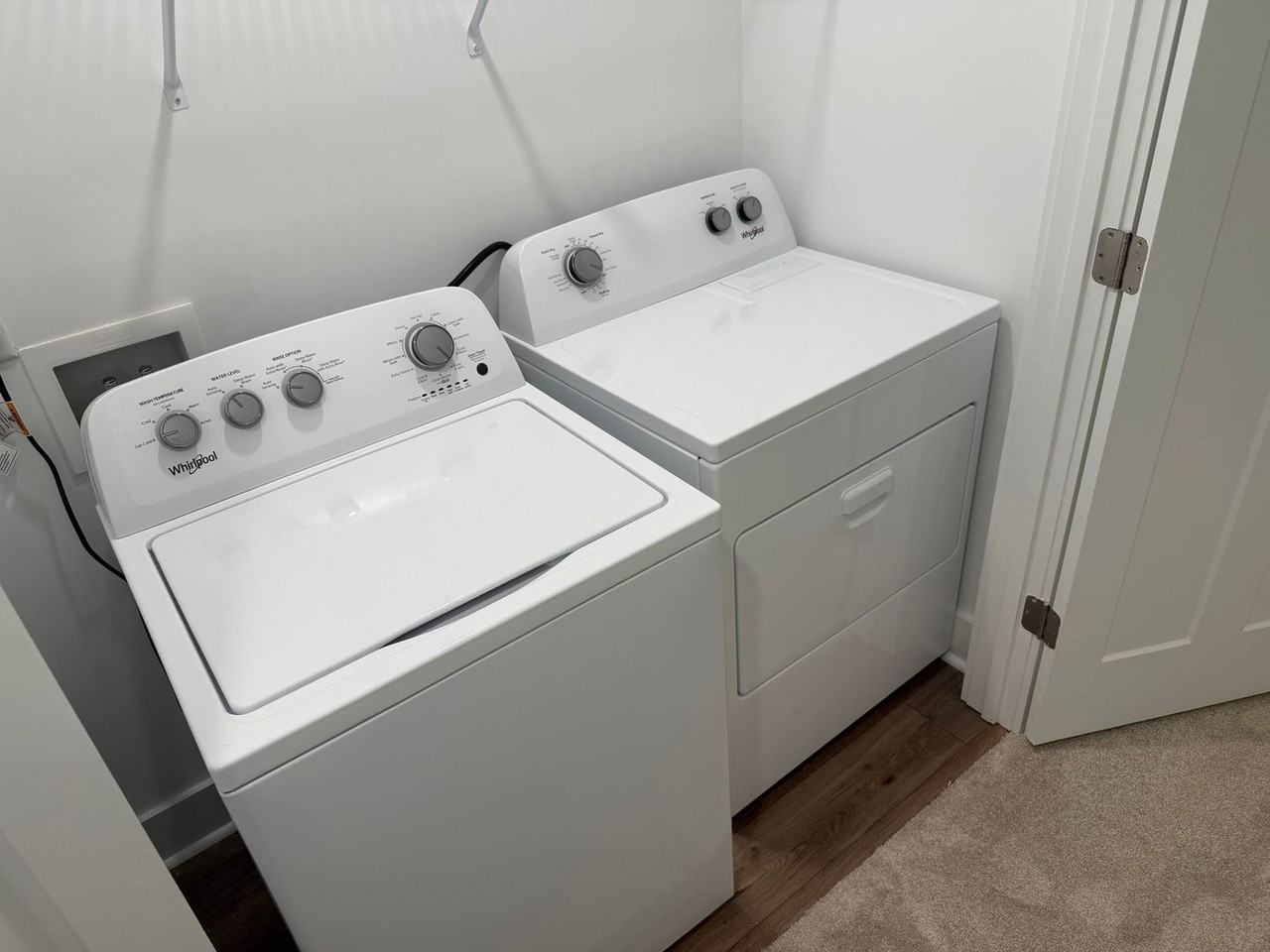 514 W Norvell Ct - Photo 2 of 26