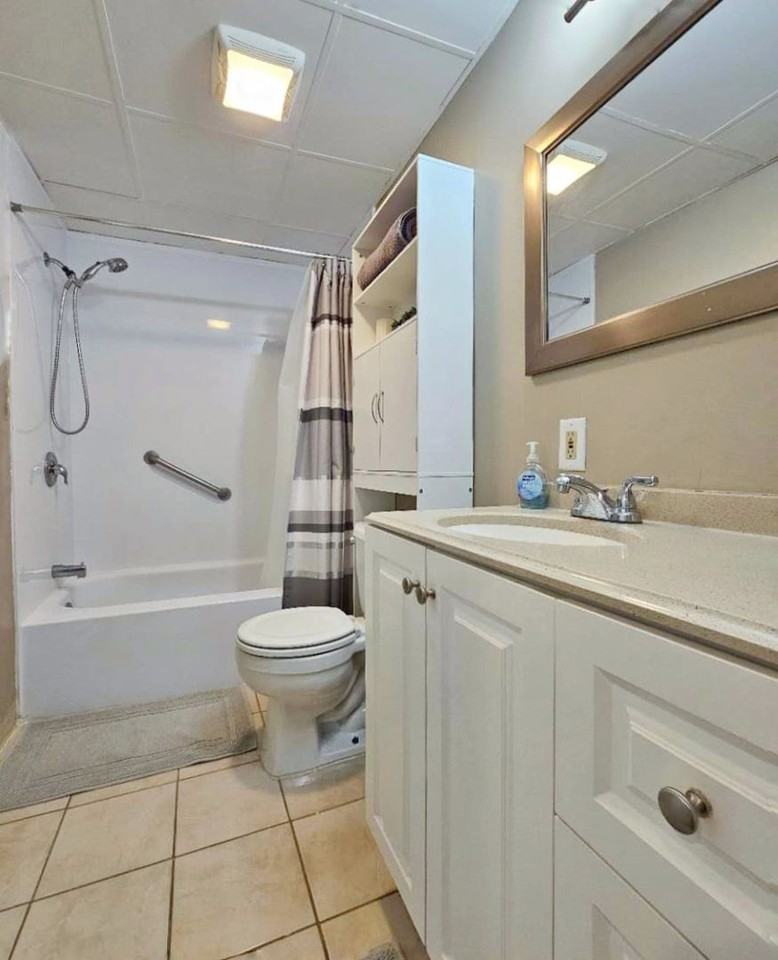 111 Foster St - Photo 5 of 7