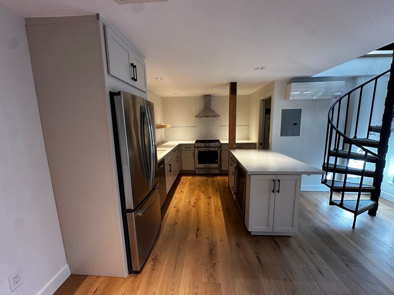 1384B Florida St - Photo 7 of 14