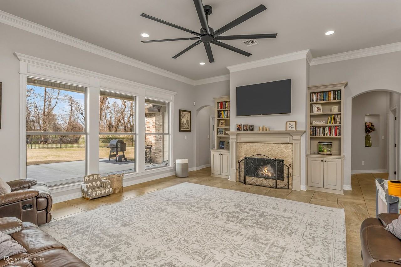 1047 Spanish Moss Cir - Photo 6 of 30