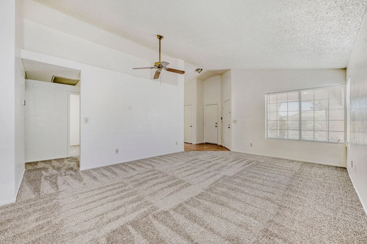 6472 Burlwood Way - Photo 6 of 17