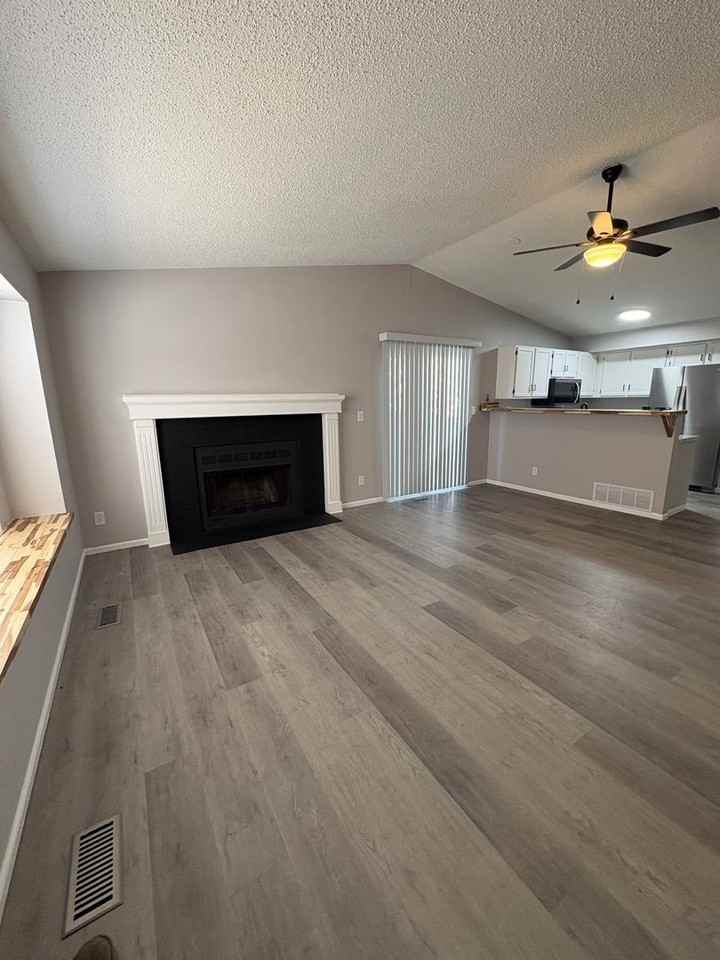 6693 Pony Express Dr - Photo 2 of 23