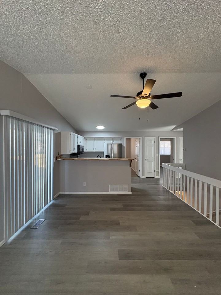 6693 Pony Express Dr - Photo 5 of 23