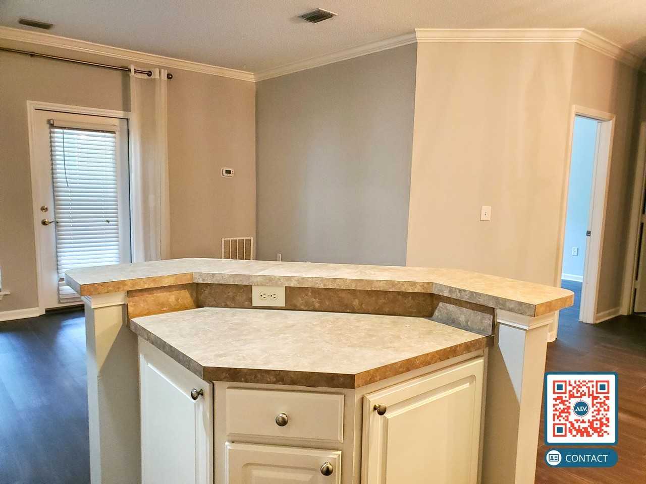 380 Marshland Rd - Photo 5 of 19