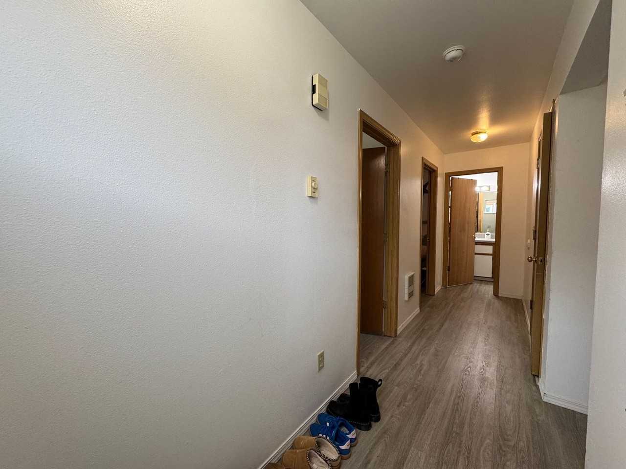 2324 Happy Ct - Photo 3 of 36