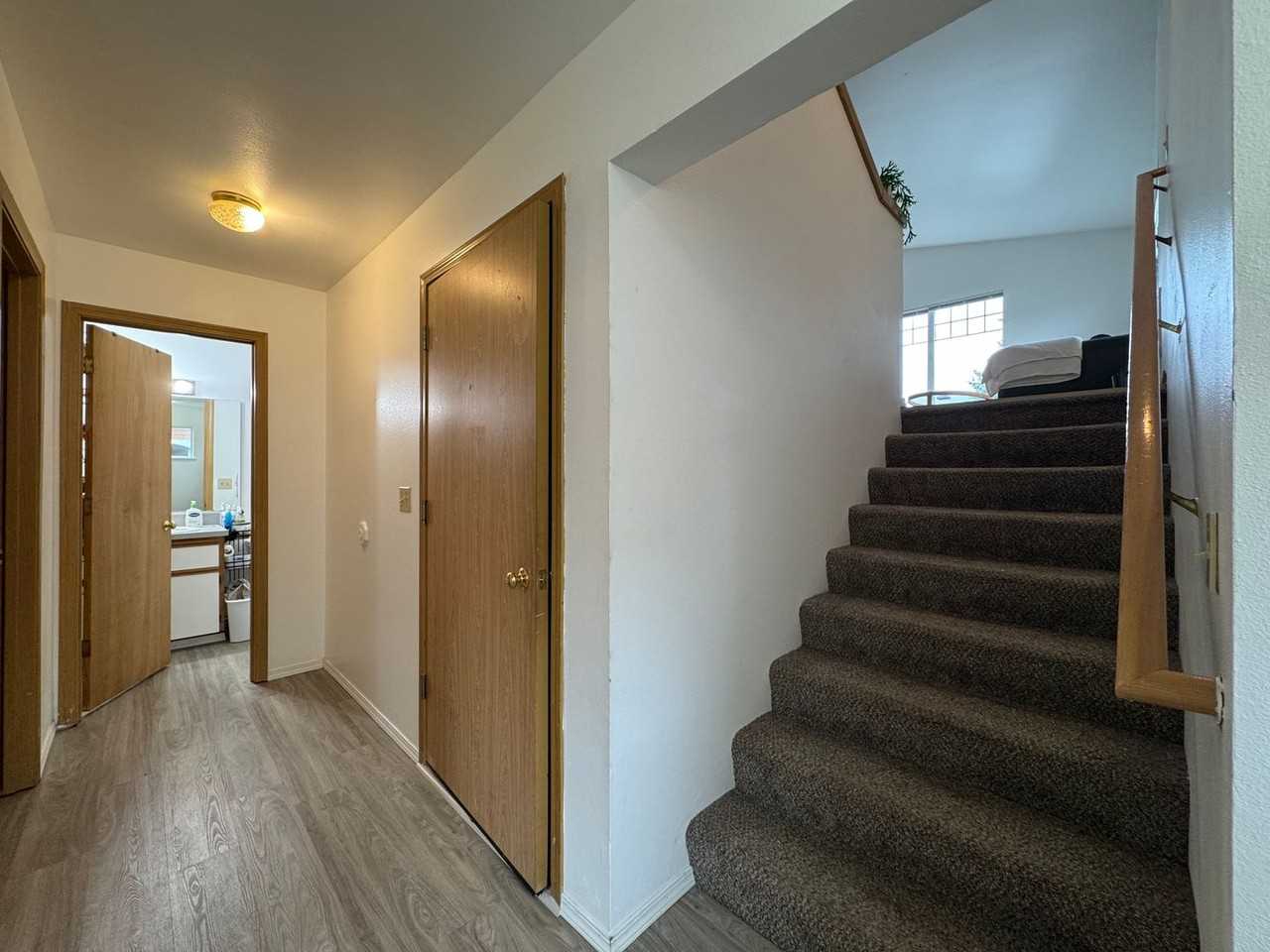 2324 Happy Ct - Photo 4 of 36