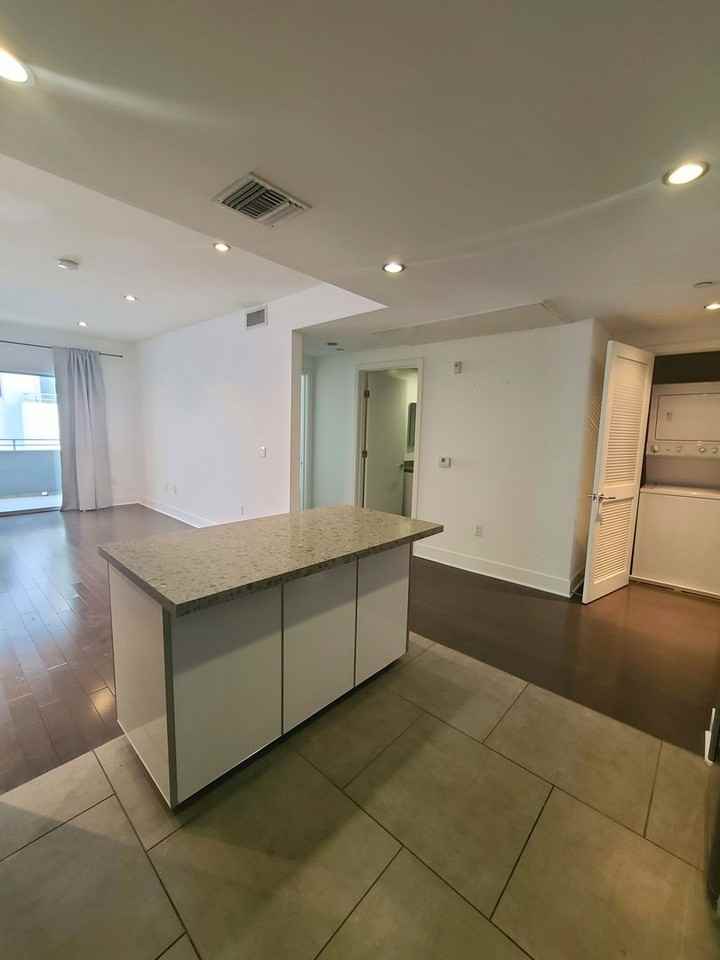 1730 Sawtelle Blvd - Photo 3 of 14