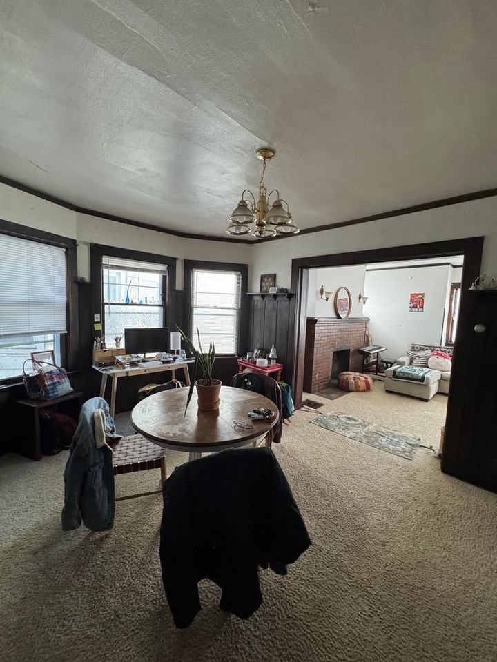 2594 N Cramer St - Photo 3 of 8