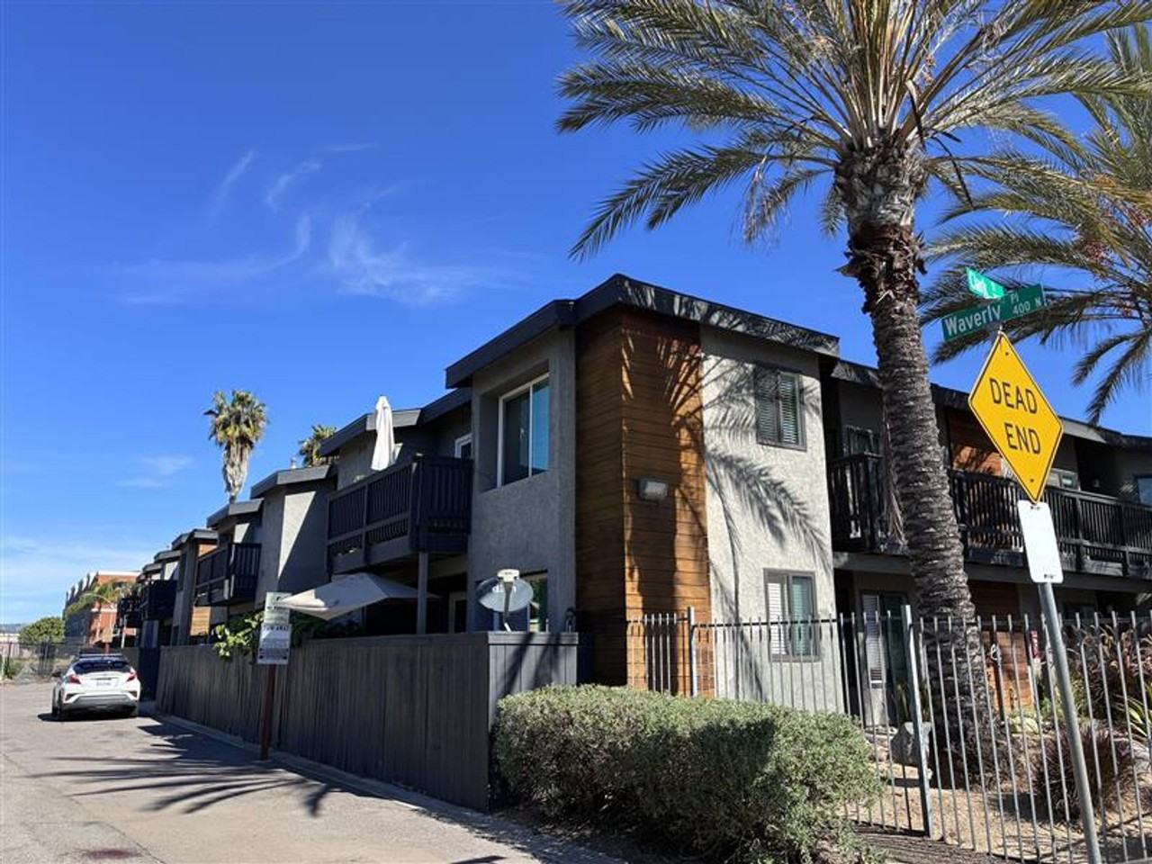 Clark Street Terrace - Photo 5 of 6