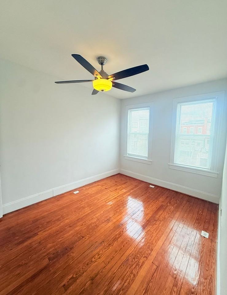 120 Todd Pl Ne - Photo 2 of 25