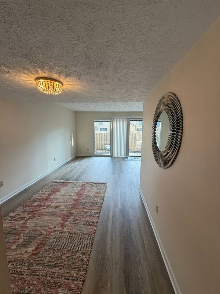 4615 Dow Ct - Photo 3 of 18