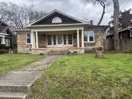 featured image of 2502 Blair Blvd