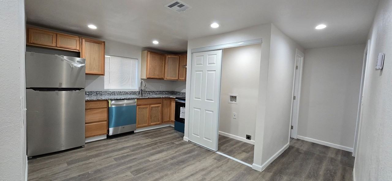 Clems Road Apartments - Photo 4 of 50