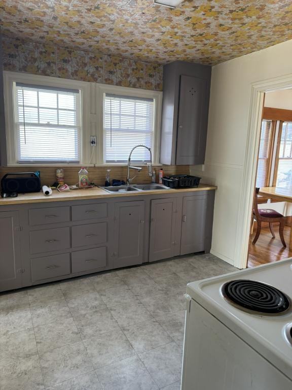 23049 T Rd - Photo 2 of 10