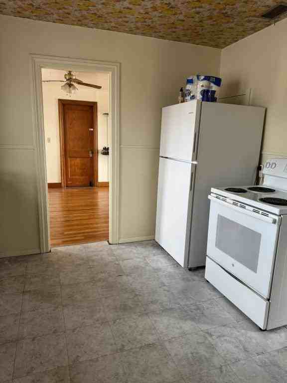 23049 T Rd - Photo 3 of 10