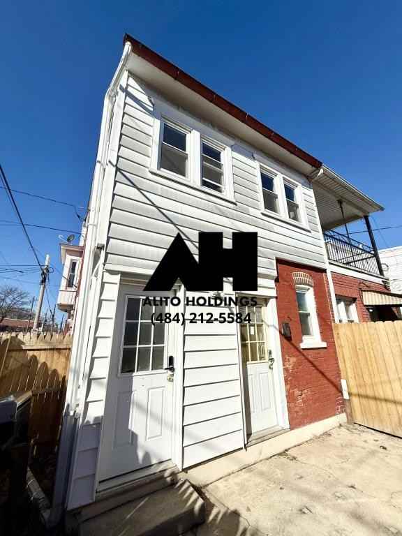 513 N 11th St - Photo 3 of 15