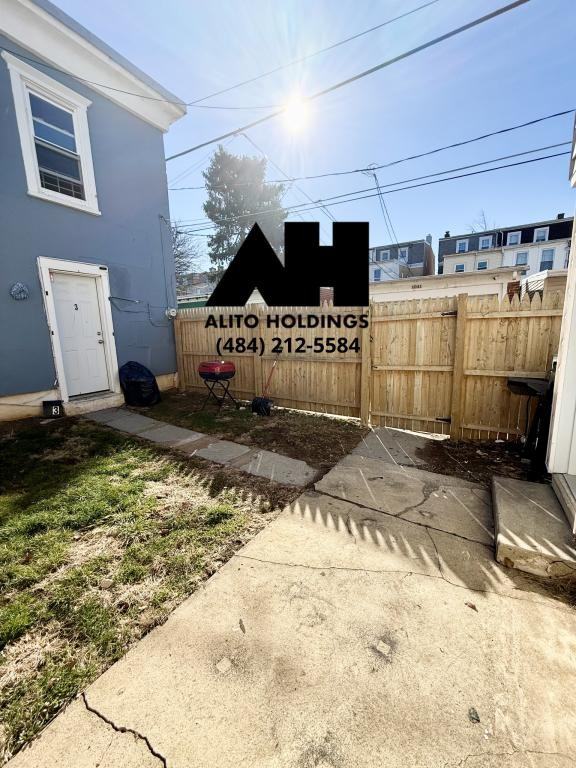 513 N 11th St - Photo 6 of 15