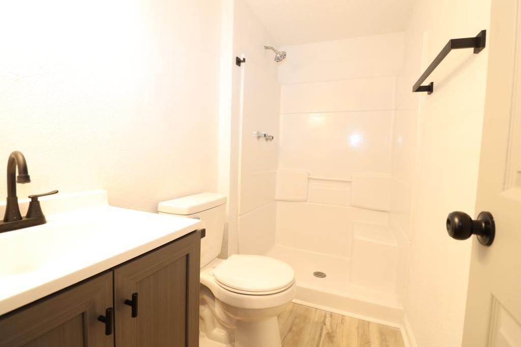 21 Larue St - Photo 4 of 8