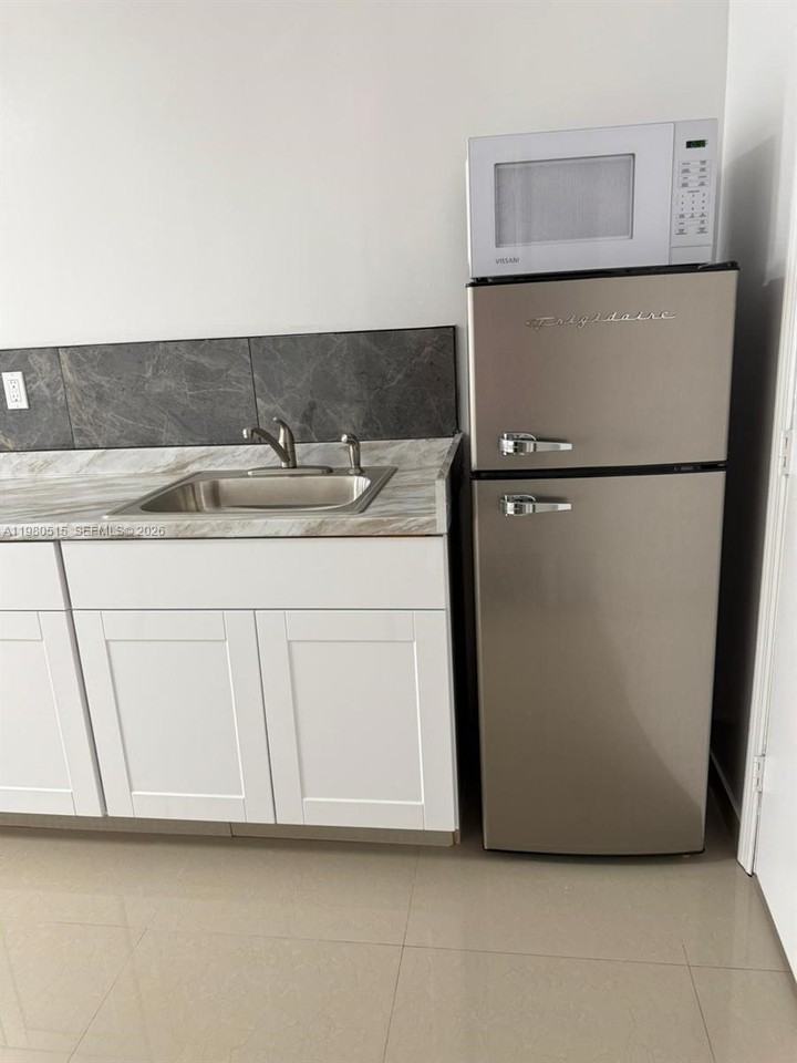 4700 Sw 2nd Ter #1 - Photo 3 of 8