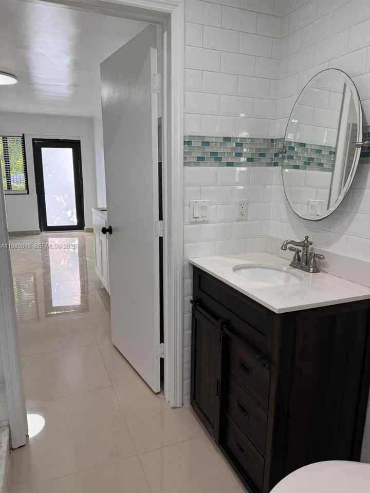 4700 Sw 2nd Ter #1 - Photo 4 of 8