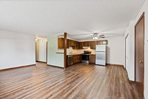 featured image of 290 Augusta Rd #4