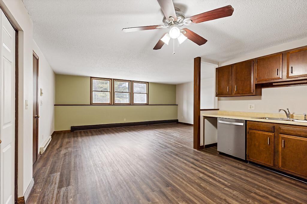 290 Augusta Rd #4 - Photo 5 of 23