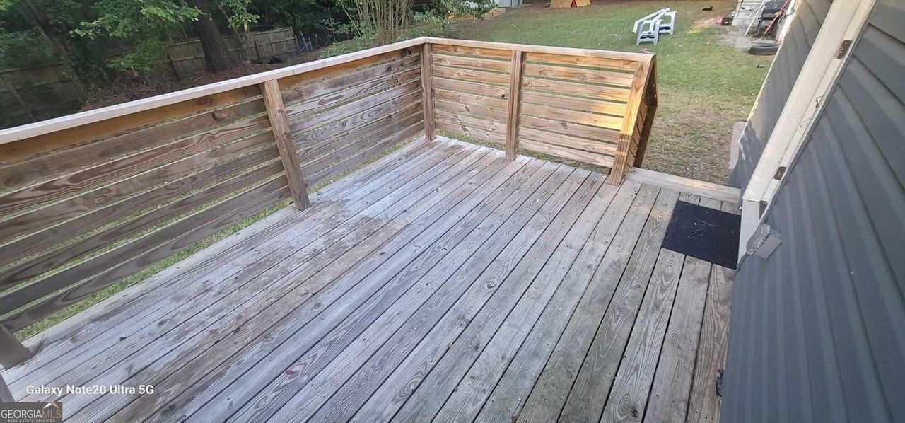 1009 Fairburn Rd Nw - Photo 3 of 14