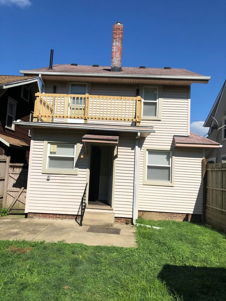 825 Smith Ave Nw - Photo 2 of 32