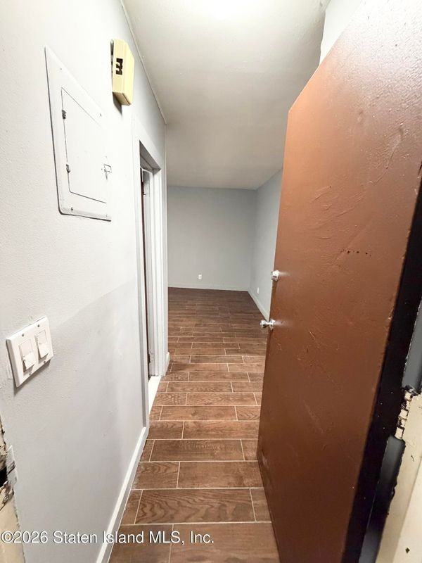 19 Brook St ##3 - Photo 4 of 17