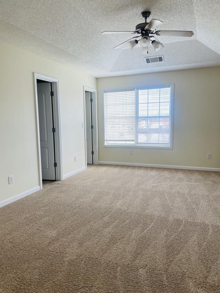 7635 Commerce Ct #1 - Photo 2 of 21
