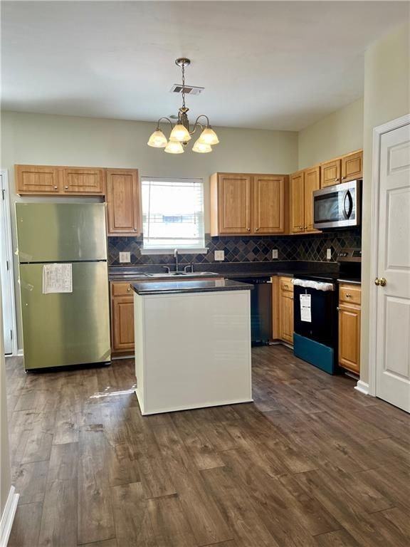 5368 Hickory Knl - Photo 3 of 15