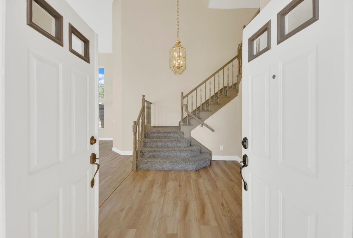 3201 Angeleno Pl - Photo 2 of 22