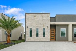 1525 W B St - Photo 1 of 1