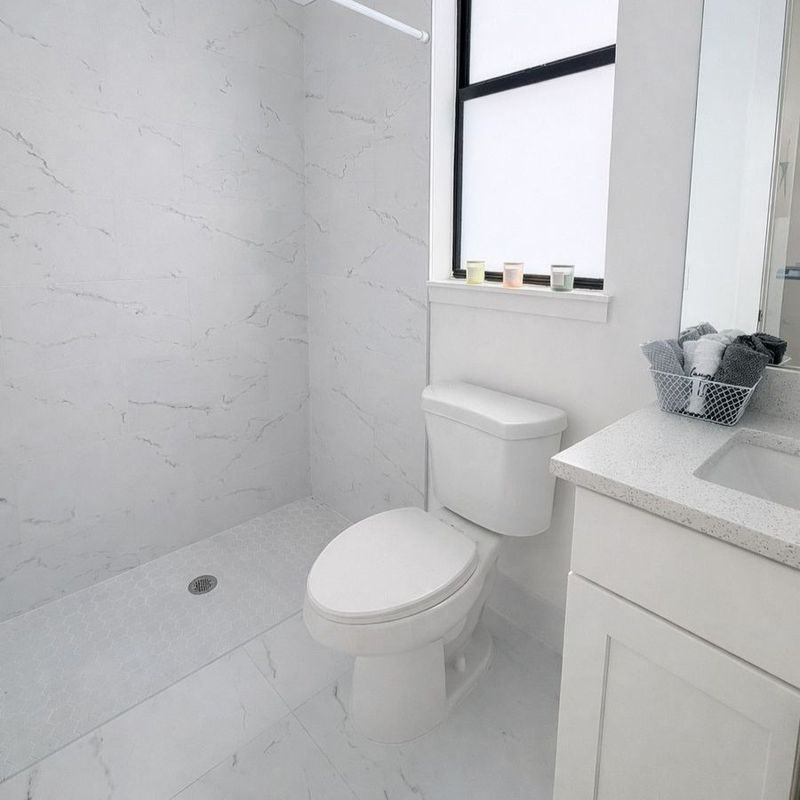 2416 Xelda Ave N - Photo 5 of 7