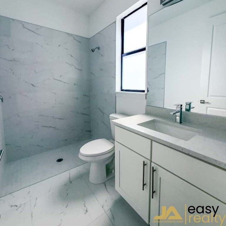 938 Homestead Rd S - Photo 7 of 8