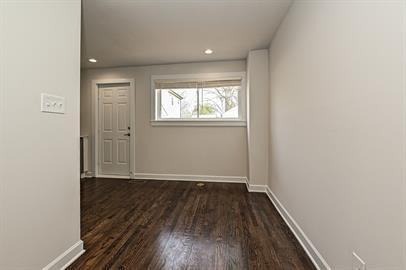 215 S Gardner Ave #2 - Photo 7 of 17