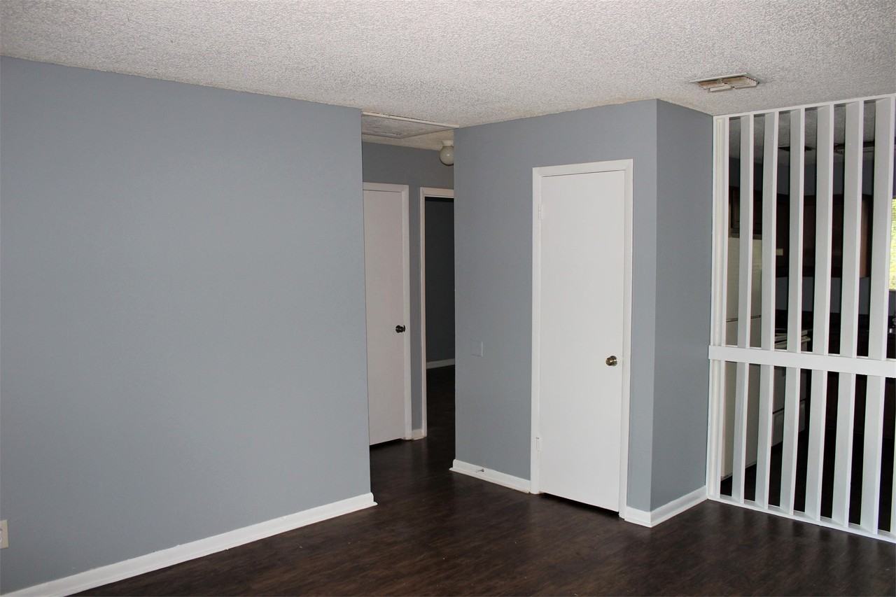 5136 Westchase Ct #2 - Photo 2 of 10