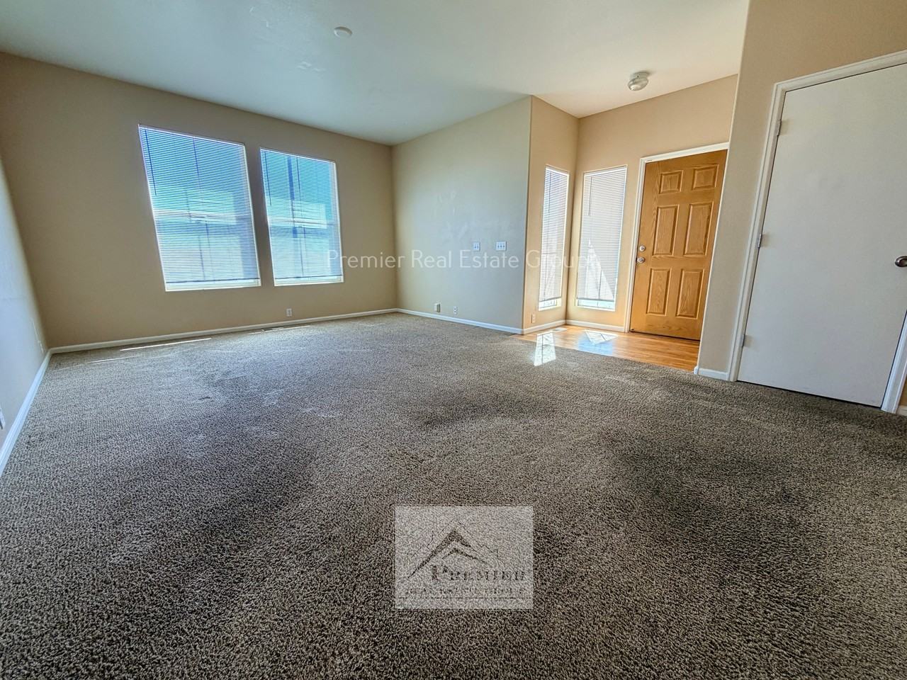 8765 Bamboo Grv #1 - Photo 4 of 17